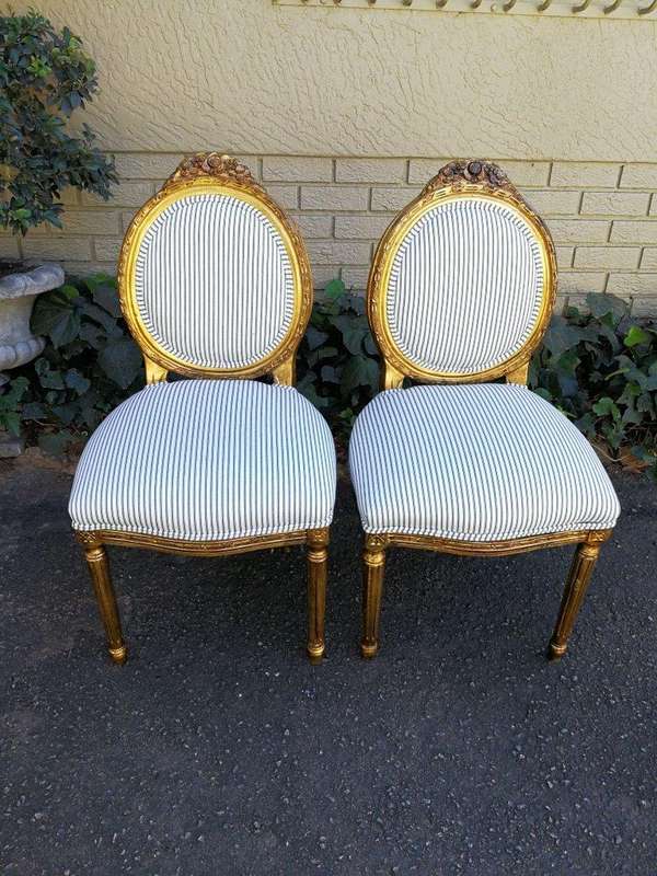 A Pair Of 20th Century French Style Gilt Salon Chairs