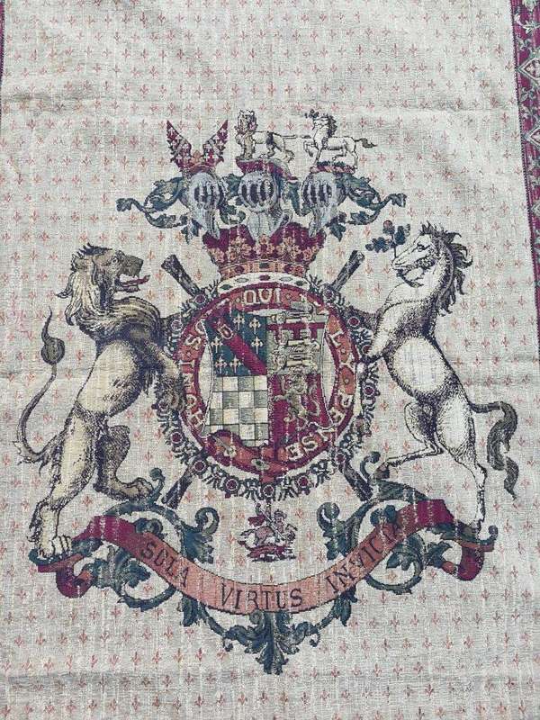 Antique Armorial Coat of Arms Scene Beautiful Wall Hanging Tapestry