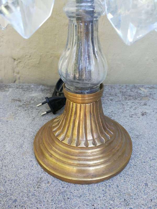 A Pair of French Style Gallery Brass and Crystal Table Lamp in a Gold Finish (Medium)