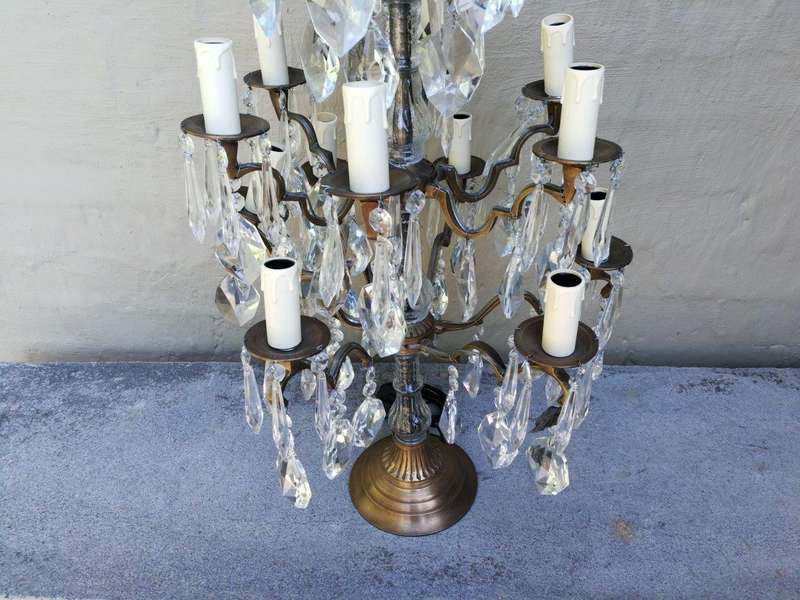 French Style Gallery Brass and Crystal Table Lamp in a Gold Finish (Large)