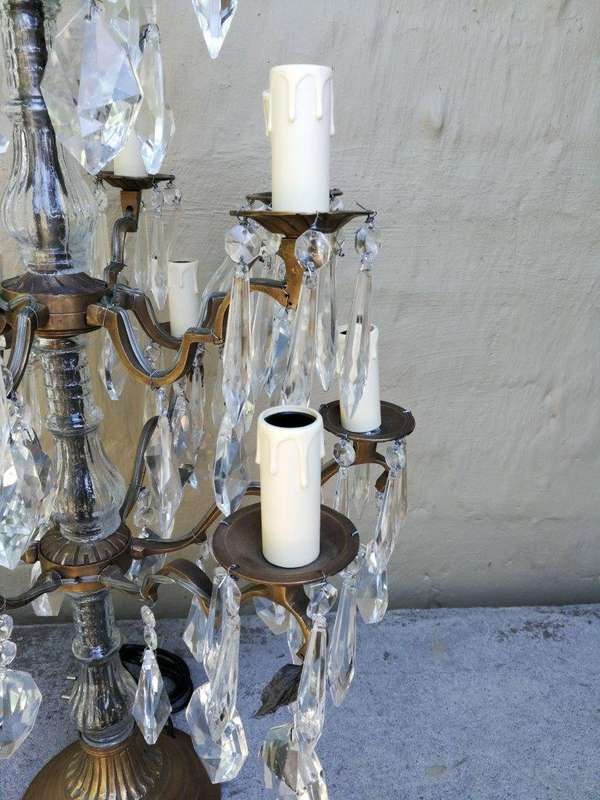 French Style Gallery Brass and Crystal Table Lamp in a Gold Finish (Large)