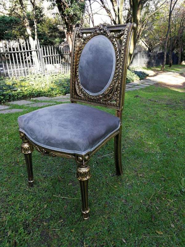 A French Style Ornately Carved and Gilded Dining Chair (Single chair)