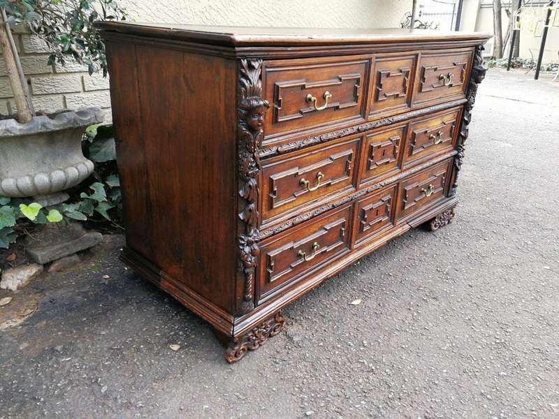 A Late 18th Century Mahogany Carved Chest Of Drawers With British Antique Dealers Association Sta...