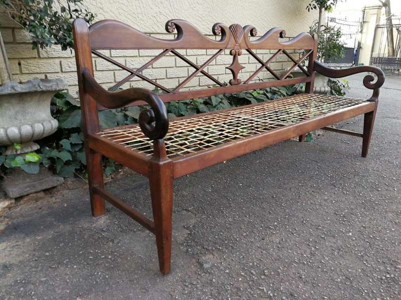 A Late 19th Century Cape Regency Stinkwood Rusbank/Riempie, Siegruhn Nd