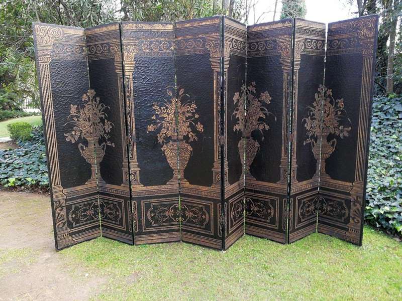 A Circa 1900 French Chinoiserie  Lacquered, Carved And Gilt-Painted Eight-Panel Screen