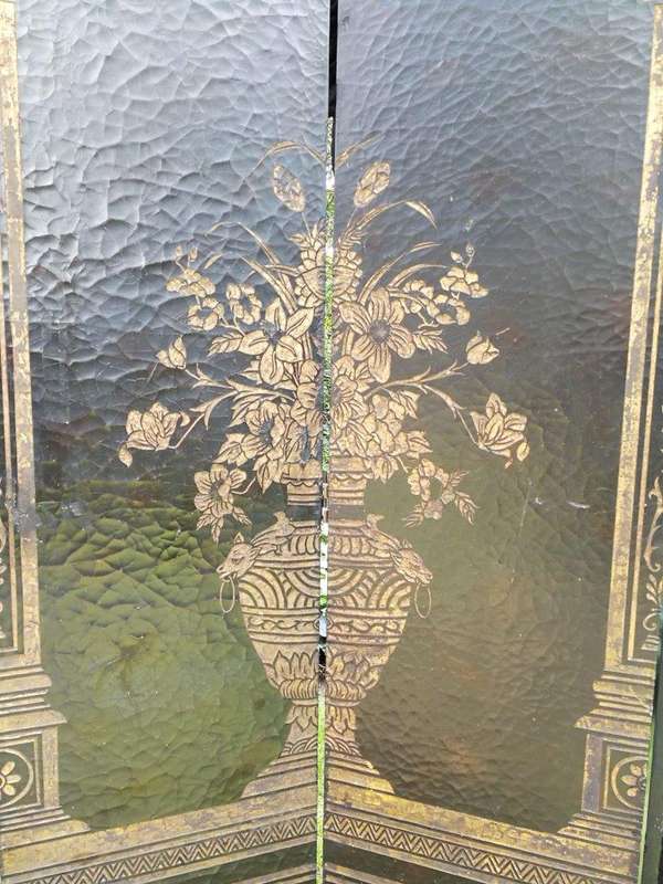 A Circa 1900 French Chinoiserie  Lacquered, Carved And Gilt-Painted Eight-Panel Screen