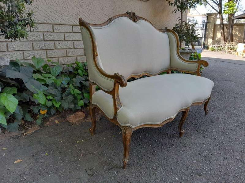 A Late 19th Century/Early 20th Century French Carved Walnut Settee+C18