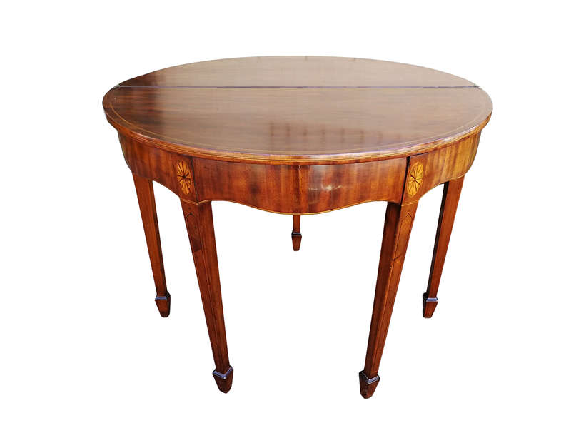 A Georgian Mahogany Fold Over Card / Tea Table, With Banded Inlay