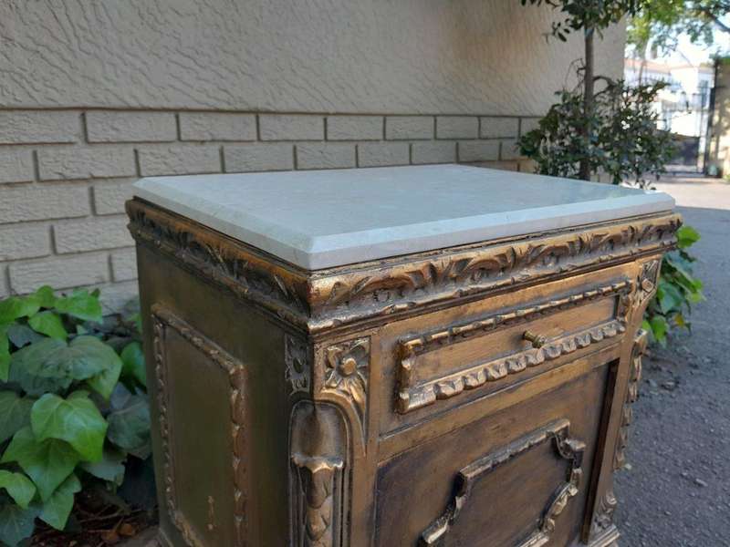 A Pair of French Style Ornately Carved Giltwood Pedestals/Side Tables with Marble Tops