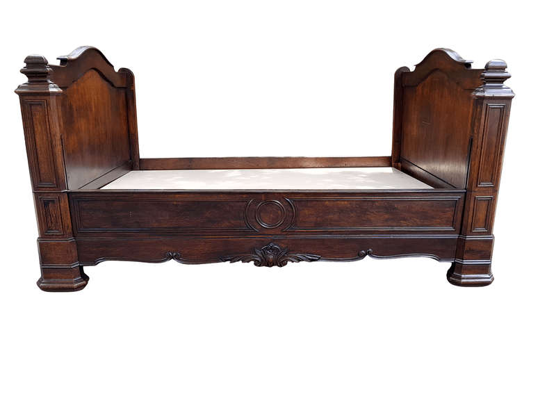 An Antique / 20th Century French Empire Style Louis Xlv Maple Wood  Lit Bateau / Bed / Daybed