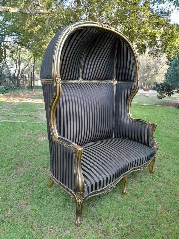A French Style Carved and Gilded Wooden Dome / Canopy Settee (Dome Modelled on The Famous Louis X...