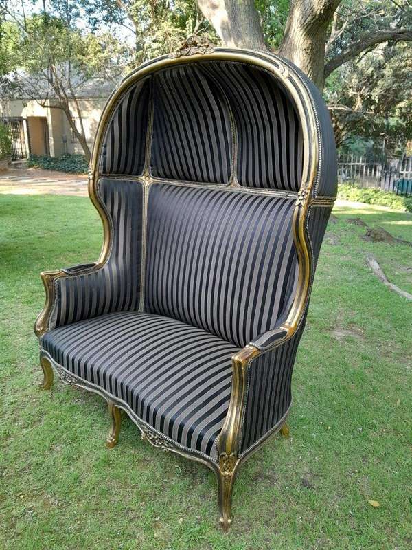 A French Style Carved and Gilded Wooden Dome / Canopy Settee (Dome Modelled on The Famous Louis X...