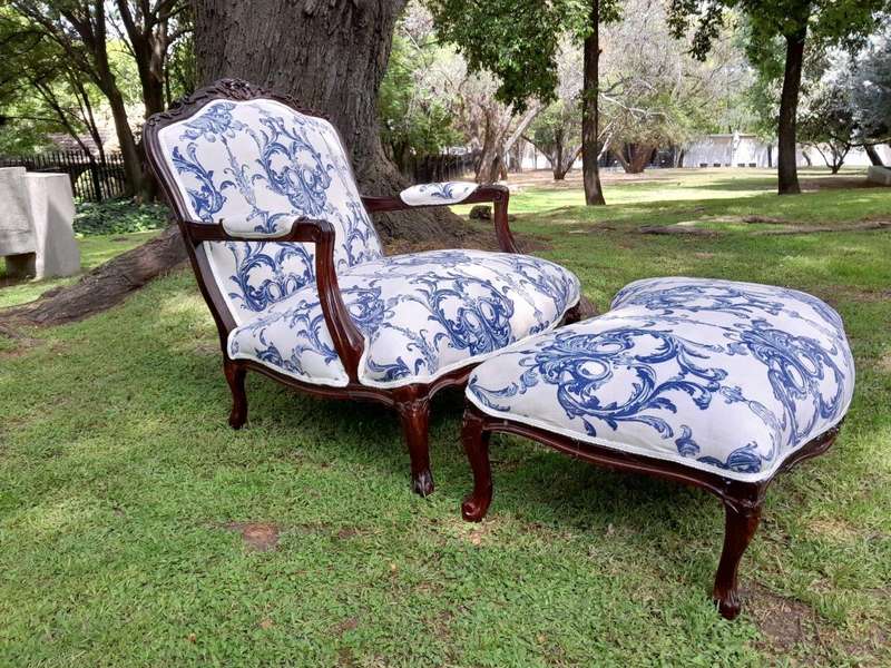 A 20th Century French Style Carved And Hand-Gilded Arm Chair With Foot-Rest