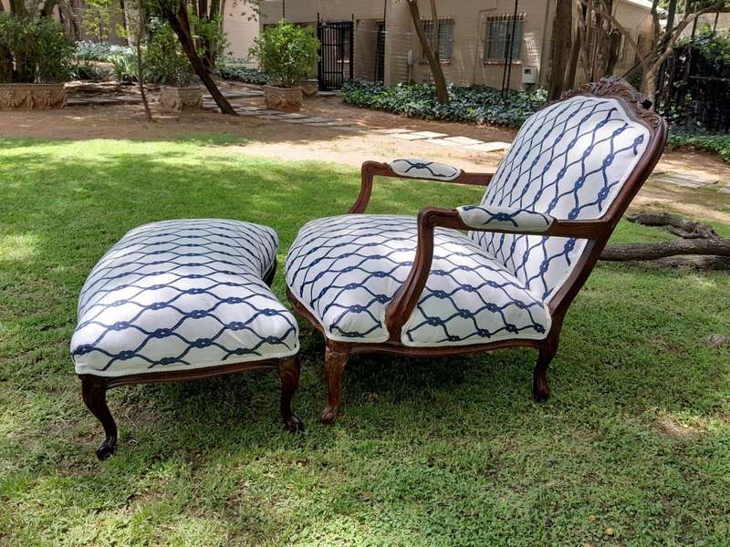A 20th Century French Style Carved And Hand-Gilded Arm Chair With Foot-Rest
