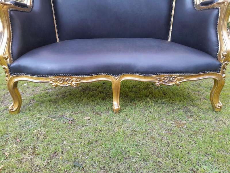 A French Style Carved And Gilded Rattan Wooden Double Seater Dome Chair / Canopy Settee ( Modelle...