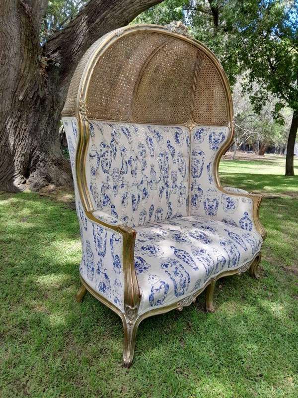 French Style Carved And Gilded Rattan & Wood Dome / Canopy Settee (Dome Modelled On The Famous Lo...
