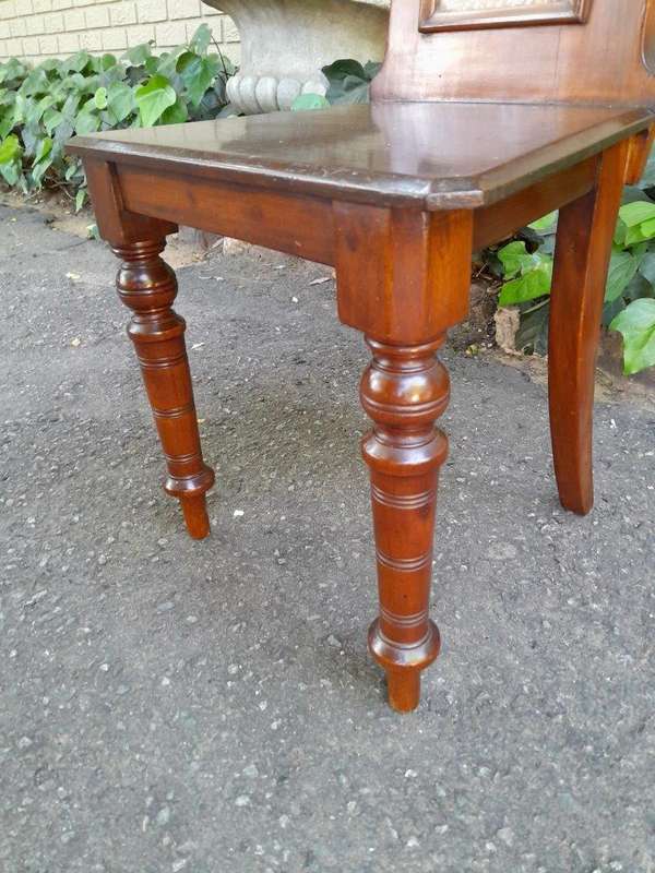 A 19th Century/Circa 1880 Pair Of Victorian Aesthetic Movement Mahogany And Tiled Hall Chairs (Us...