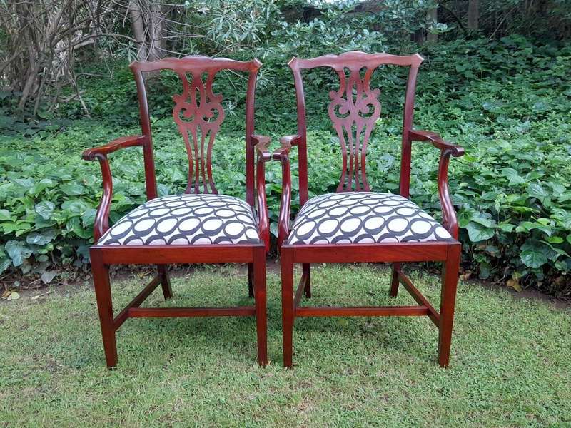 A 20th Century Set Of Six Mahogany Chippendale Style Chairs Including A Pair Of Armchairs/Carvers