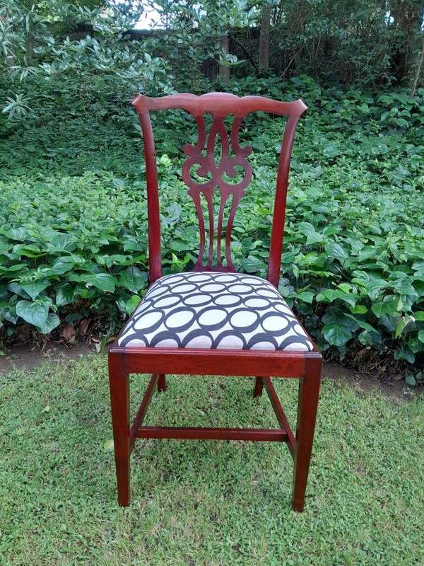 A 20th Century Set Of Six Mahogany Chippendale Style Chairs Including A Pair Of Armchairs/Carvers