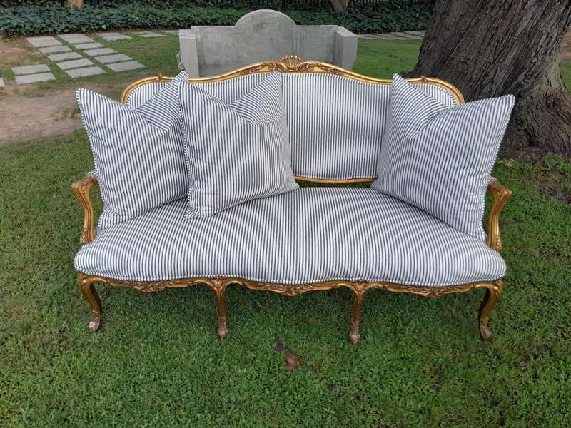 A 20th Century French Louis Xv Style Hand Gilded With Gold Leaf Settee