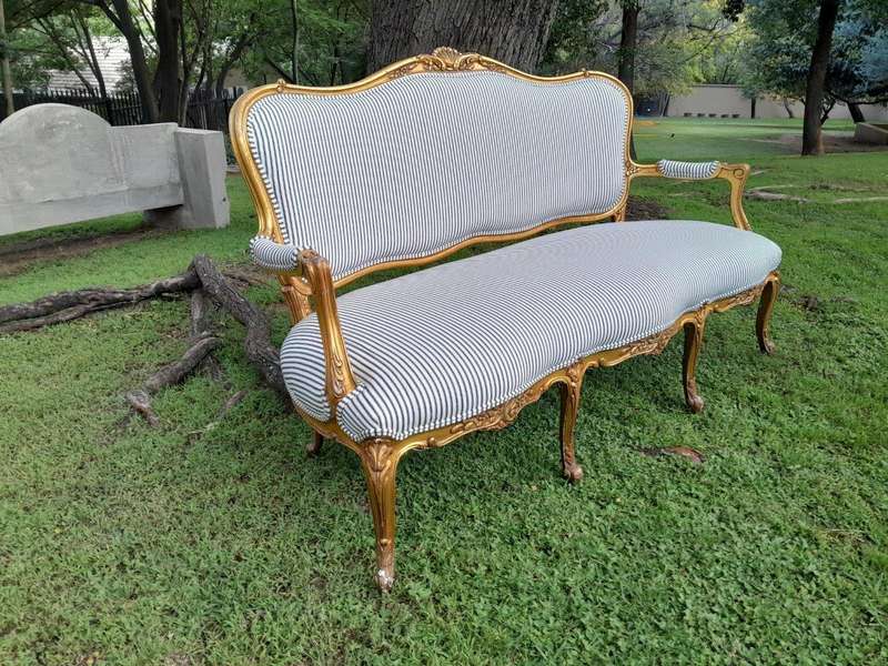 A 20th Century French Louis Xv Style Hand Gilded With Gold Leaf Settee