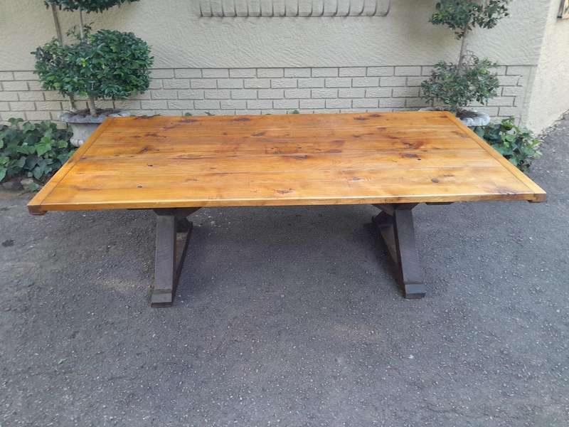 A Cape Yellowwood Entrance / Refectory / Dining Table