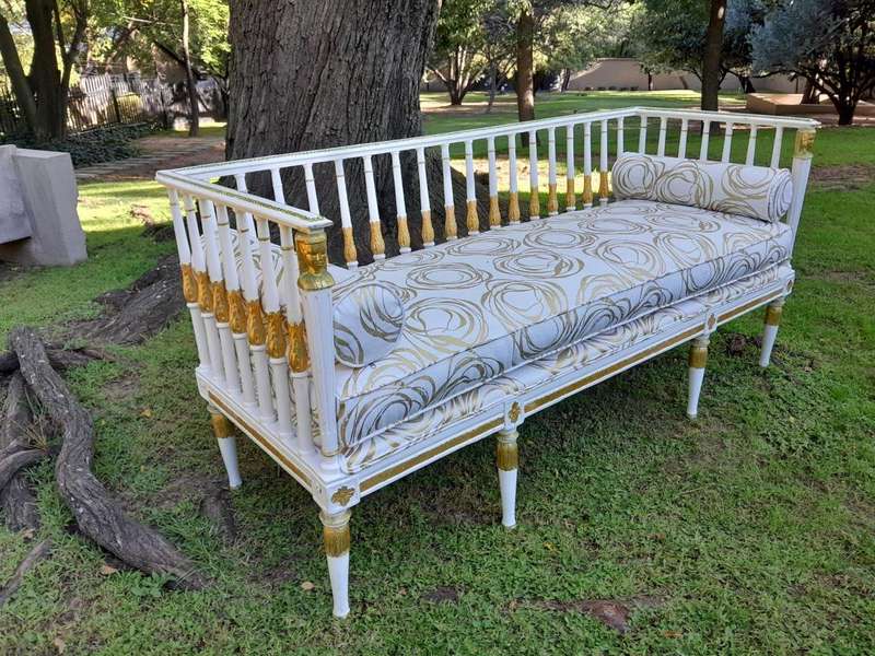 An Antique 19th Century Circa 1800's Set of Swedish Gustavian Period Painted and Gilded Settee an...