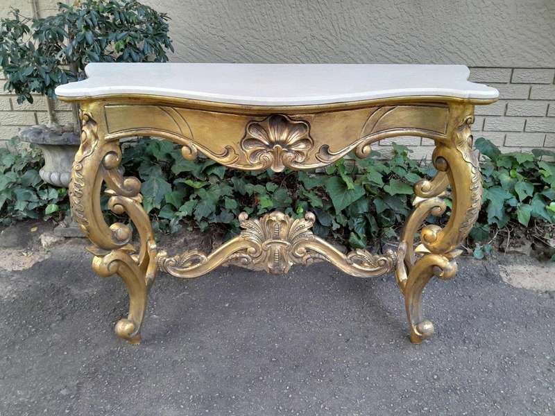 A Gilded Console Table withMarble Top