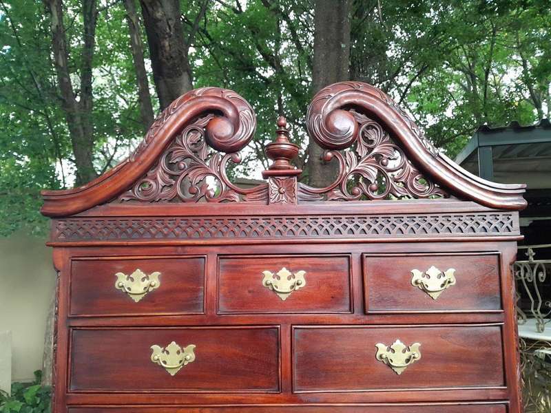 A 20th Century Queen Anne-Style Mahogany Highboy Chest On Chest In Two Parts With Brass Cut Escut...