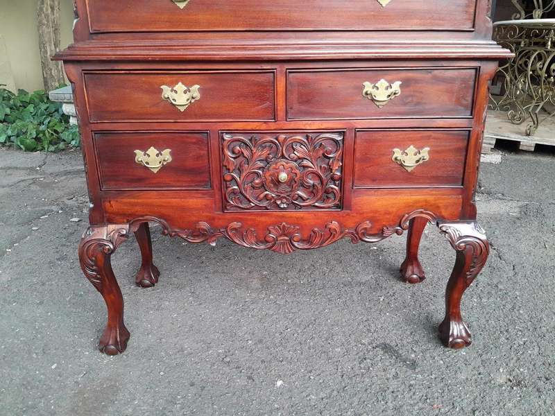 A 20th Century Queen Anne-Style Mahogany Highboy Chest On Chest In Two Parts With Brass Cut Escut...