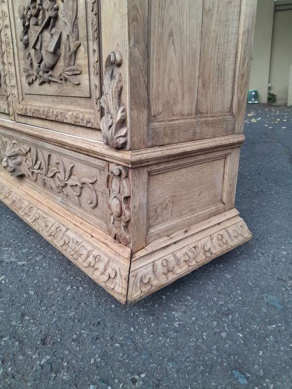 An Antique 19th Century Circa 1880 Large Renaissance-Revival European Oak Carved Bookcase / Cabin...