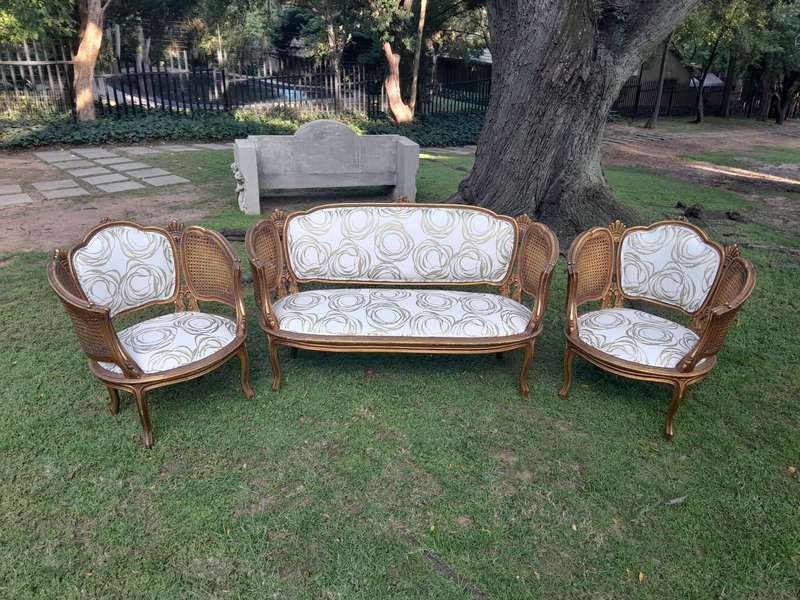 A Mid 20th Century Circa 1950 French Set Of Gilt Painted Wooden And Rattan Settee With A Pair Of ...