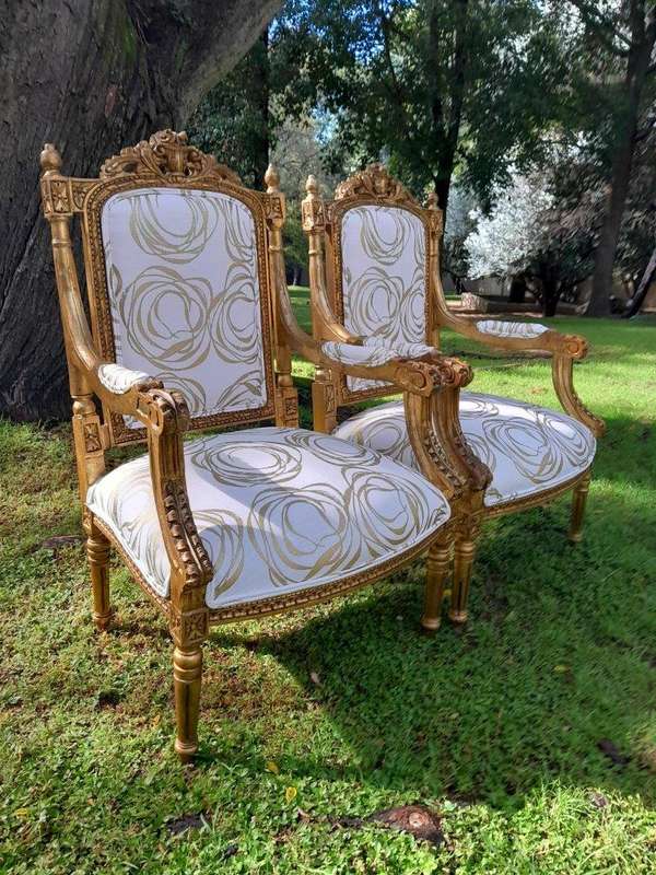 A 20th Century Circa 1980 French Style Giltwood Armchairs