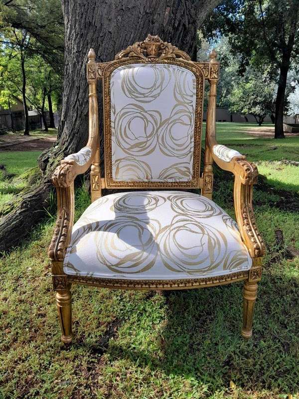 A 20th Century Circa 1980 French Style Giltwood Armchairs