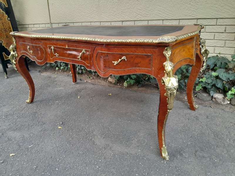 A 20th Century Circa 1990 French Bureau Plat Desk of Large Proportions With Brass Mounts and Blac...