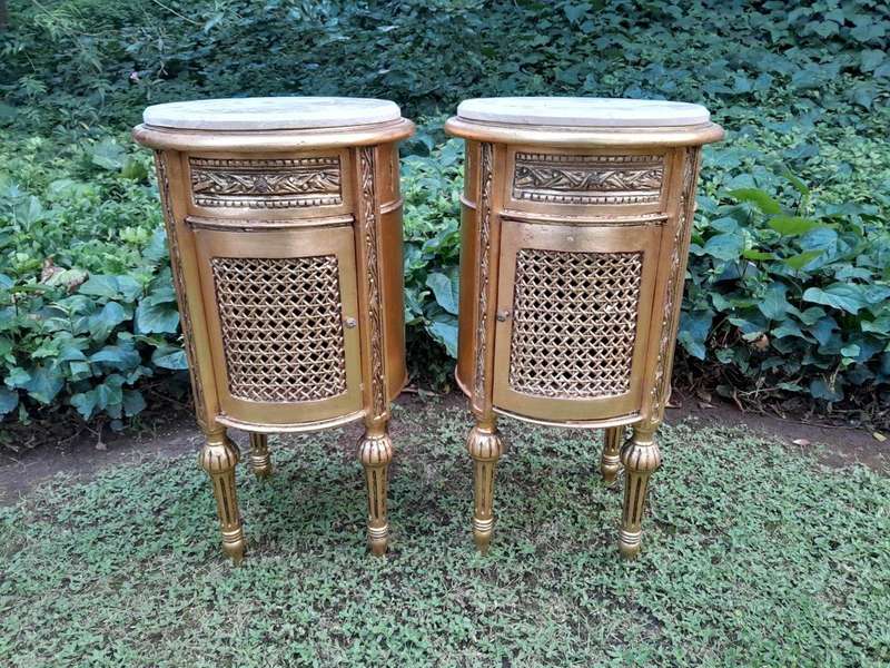 A Pair of French Style Ornately Carved Giltwood Pedestals / Side Tables with Marble Tops