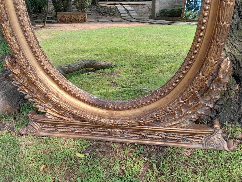A French Style Ornately Carved and Gilded Bevelled Mirror 7