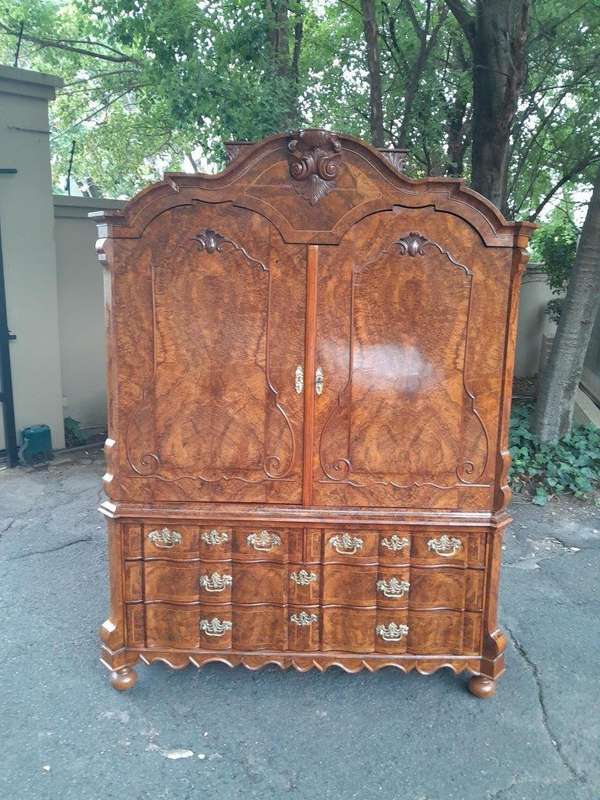 An Early 18th Century Circa 1740 Dutch Louis XIV William and Mary Burr Walnut and Oyster Armoire ...