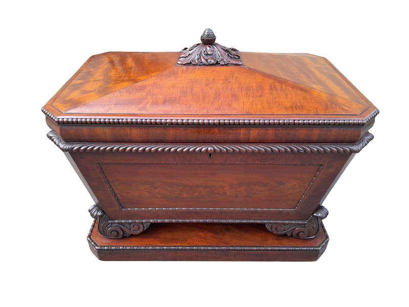 A 19th Century Flame Mahogany Wooden Carved  Cellarette on Carved Feet (Interior with Lead Linin...