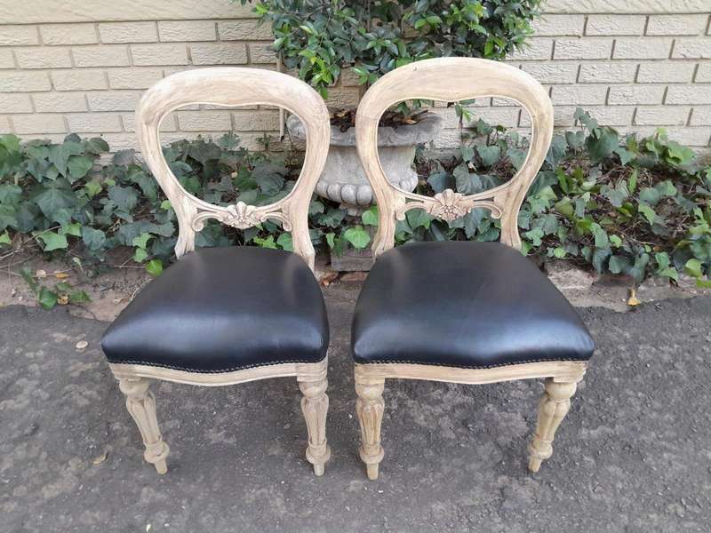 A Victorian Style Set of Ten Dining Chairs in a Contemporary Bleached Finish with Deep Buttoned L...
