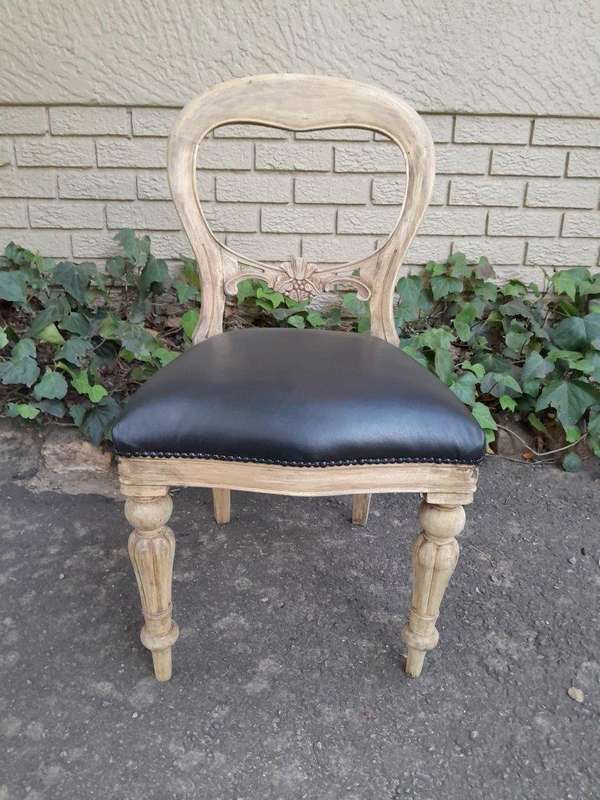 A Victorian Style Set of Ten Dining Chairs in a Contemporary Bleached Finish with Deep Buttoned L...