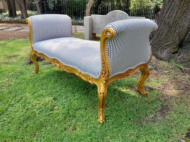 A 20th Century French Style Ornately Carved And Hand Gilded Baroque Window Seat / Bench
