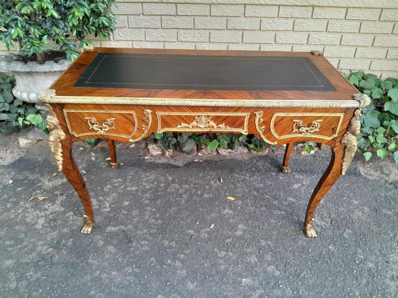 A Middle 20th Century French Louis XVI Style Rosewood Bureau / Plat / Desk With Gilt and Tooled B...
