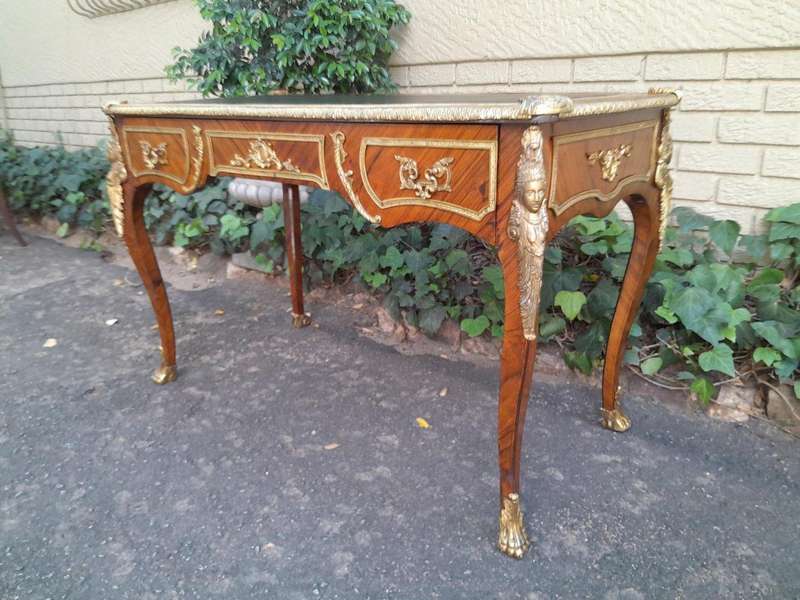 A Middle 20th Century French Louis XVI Style Rosewood Bureau / Plat / Desk With Gilt and Tooled B...