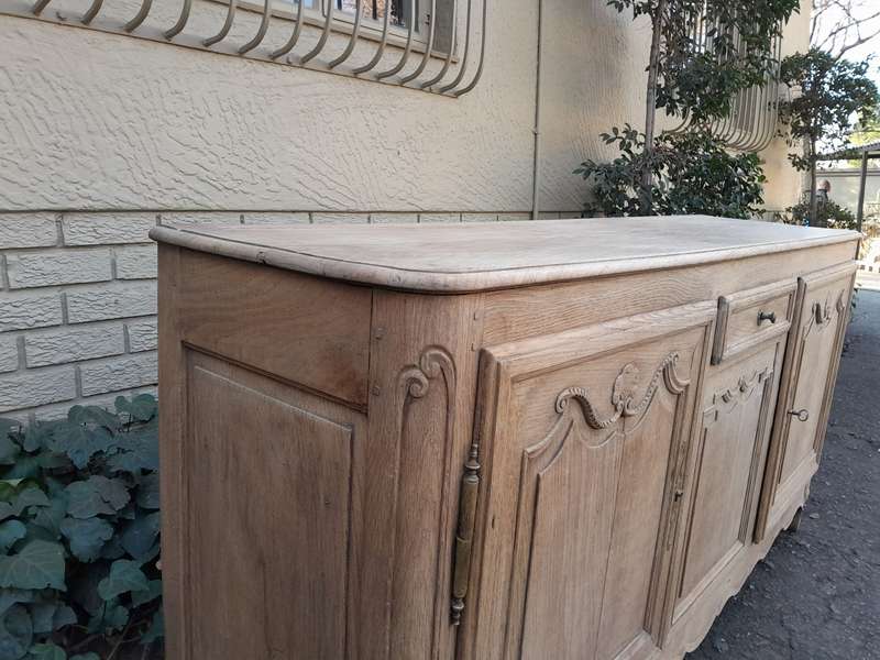 A 19th Century  Circa 1870 Carved Oak Side Board / Server With Drawer and Doors with Brass Mount...