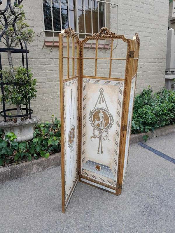 A Late 19th/Early 20TH Century French Carved Wooden Gilt Three Panel Screen With Mirrored Top Panels