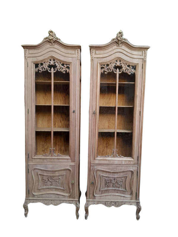 A 19th Century French Pair of Walnut Rococo Style Display / Vitrine Cabinets in a Contemporary Bl...