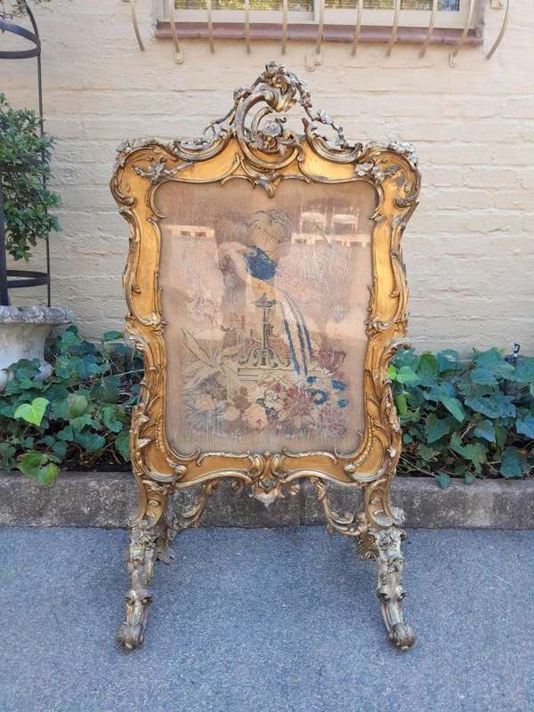 A 20TH Century French Louis XV Style Ornately Carved Giltwood Fire Screen With Tapestry