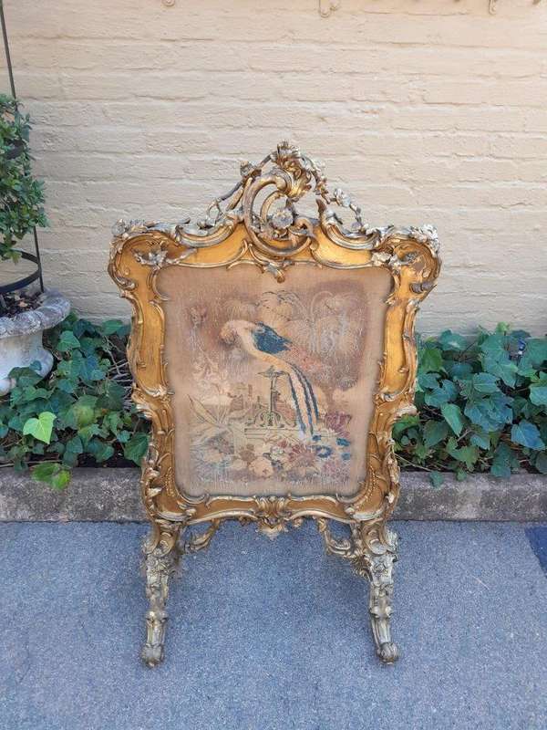 A 20TH Century French Louis XV Style Ornately Carved Giltwood Fire Screen With Tapestry