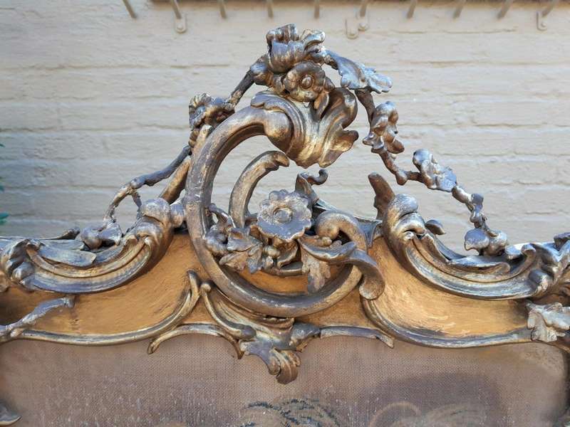 A 20TH Century French Louis XV Style Ornately Carved Giltwood Fire Screen With Tapestry
